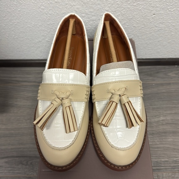 Franco Sarto Carolynn Low Loafer Ivory/White Faux Leather Croco - Picture 3 of 9
